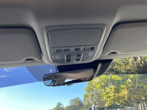 Used 2018 Honda Accord Touring image 26