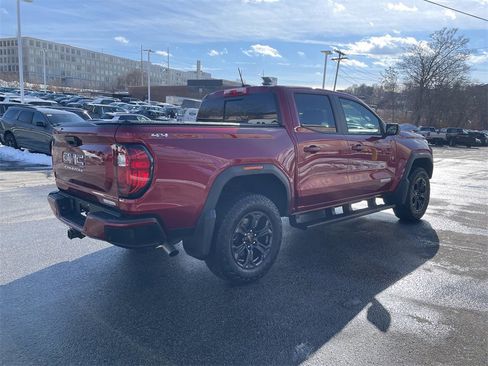 Used 2025 GMC Canyon Elevation w/ Convenience Package image 8