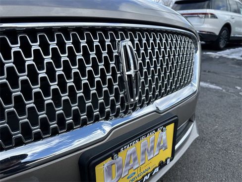 Used 2018 Lincoln MKZ Select w/ Select Plus Package image 10