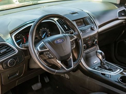 Used 2017 Ford Edge SEL w/ Class II Trailer Tow Package AWD/4WD image 10