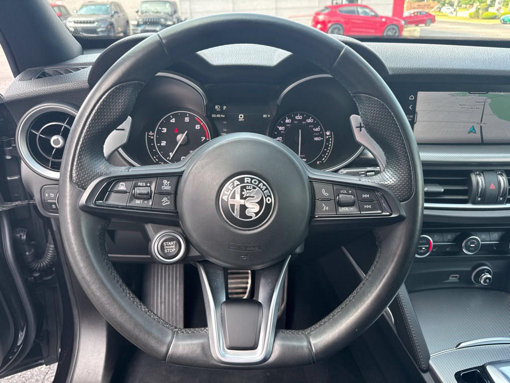 Used 2023 Alfa Romeo Stelvio Veloce AWD/4WD image 35