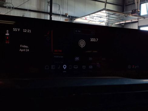 Used 2025 Cadillac Escalade V AWD/4WD image 19