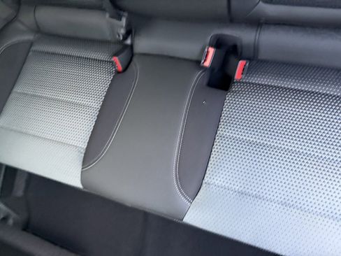 New 2026 Chevrolet Trax LT w/ Sunroof Package image 33