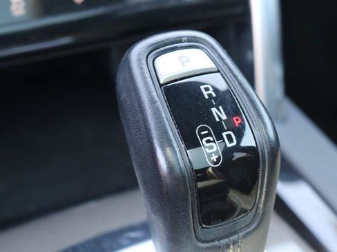 Used 2020 Land Rover Discovery Sport S R-Dynamic AWD/4WD image 12
