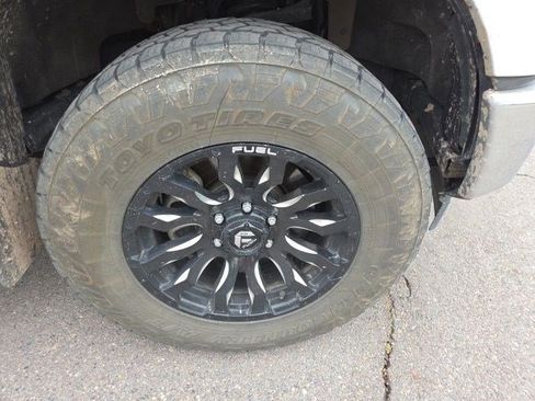 Used 2017 Ford F150 XLT w/ Equipment Group 302A Luxury AWD/4WD image 23