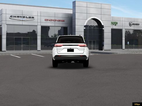 New 2026 Jeep Grand Cherokee Altitude AWD/4WD image 6