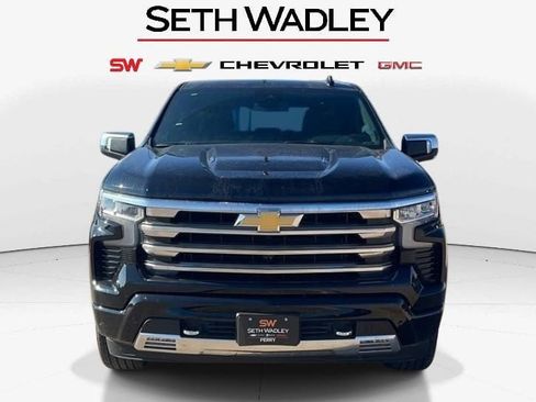 New 2025 Chevrolet Silverado 1500 High Country image 2
