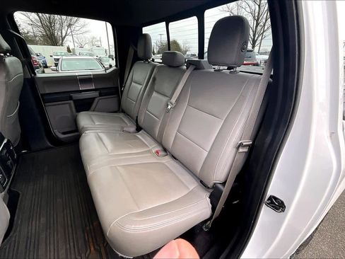 Used 2016 Ford F150 XLT w/ Equipment Group 302A Luxury image 19