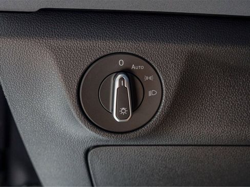 New 2026 Volkswagen Jetta SE image 16