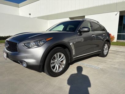 Used 2017 INFINITI QX70 AWD w/ Premium Package