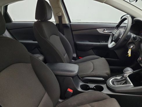 Used 2023 Kia Forte LXS w/ LXS Technology Package image 21