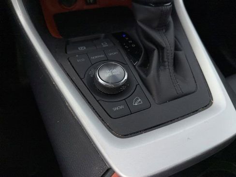 Used 2024 Toyota RAV4 Adventure AWD/4WD image 42