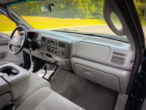 Used 2004 Ford F250 XLT AWD/4WD image 25