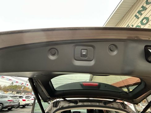 Used 2014 Nissan Pathfinder Platinum w/ Platinum Premium Package image 33