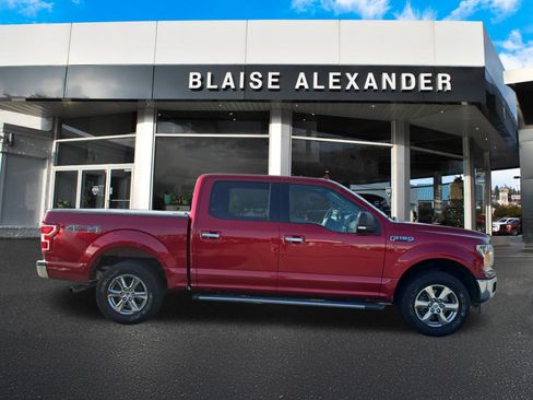 Used 2018 Ford F150 XLT w/ Equipment Group 302A Luxury AWD/4WD image 2