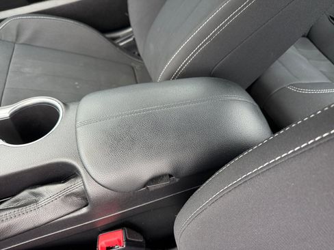 Used 2020 Ford Mustang Coupe image 14