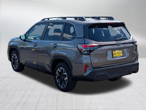 Certified 2025 Subaru Forester Premium AWD/4WD image 5