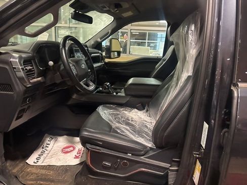 Used 2021 Ford F150 Lariat w/ Max Trailer Tow Package image 7