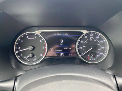 Used 2023 Nissan Sentra SR w/ SR Premium Package FWD image 13