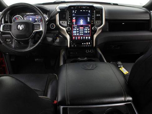 Used 2019 RAM 2500 Laramie AWD/4WD image 12