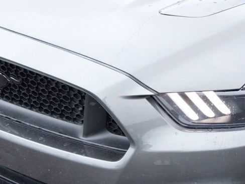 Used 2016 Ford Mustang GT Premium w/ Equipment Group 401A RWD image 11
