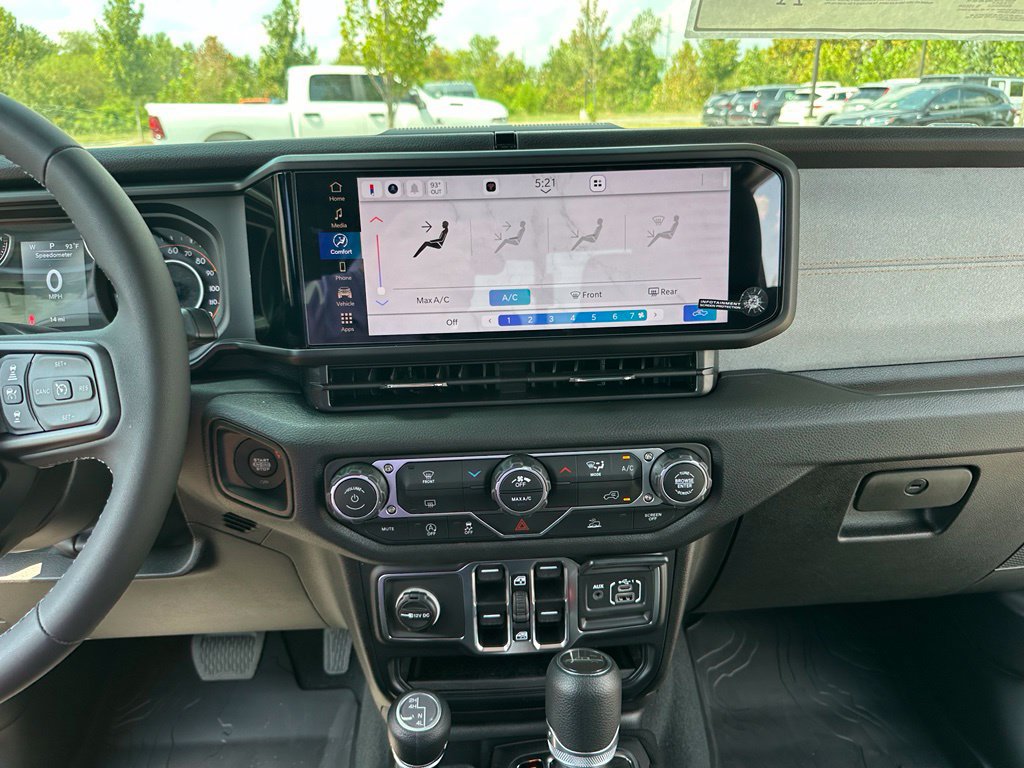 New 2026 Jeep Gladiator Sport AWD/4WD image 37