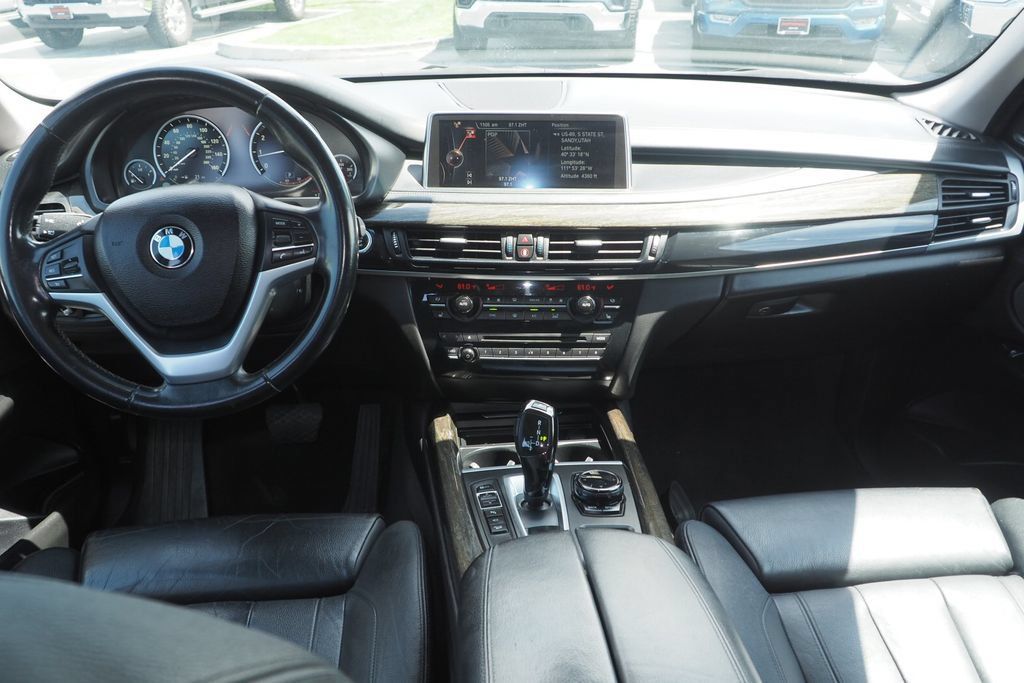 Used 2016 BMW X5 xDrive50i AWD/4WD image 17