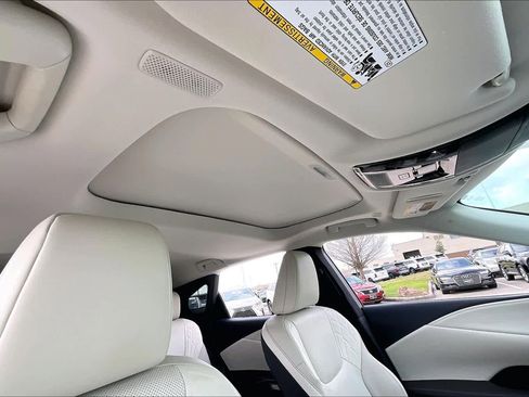 Certified 2024 Lexus RX 350 w/ Technology Package image 12