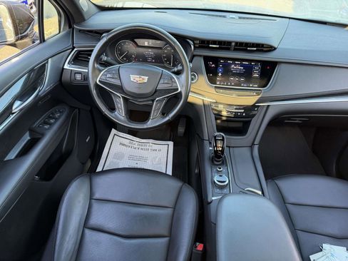 Certified 2023 Cadillac XT5 Premium Luxury AWD/4WD image 13
