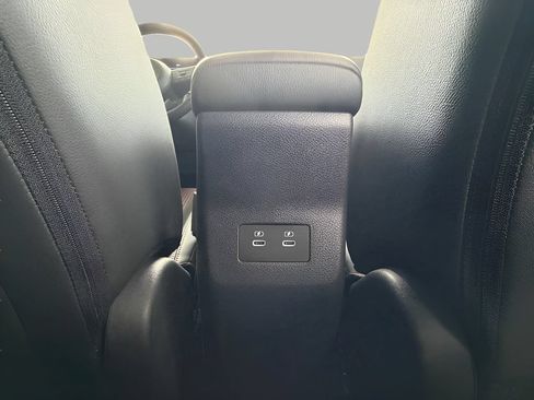 New 2026 Nissan Kicks SR AWD/4WD image 8