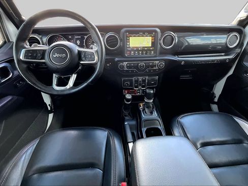 Used 2022 Jeep Wrangler Unlimited Rubicon AWD/4WD image 15