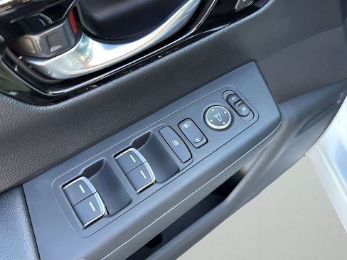 Used 2025 Honda CR-V EX-L image 26