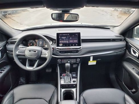 New 2026 Jeep Compass Limited image 15