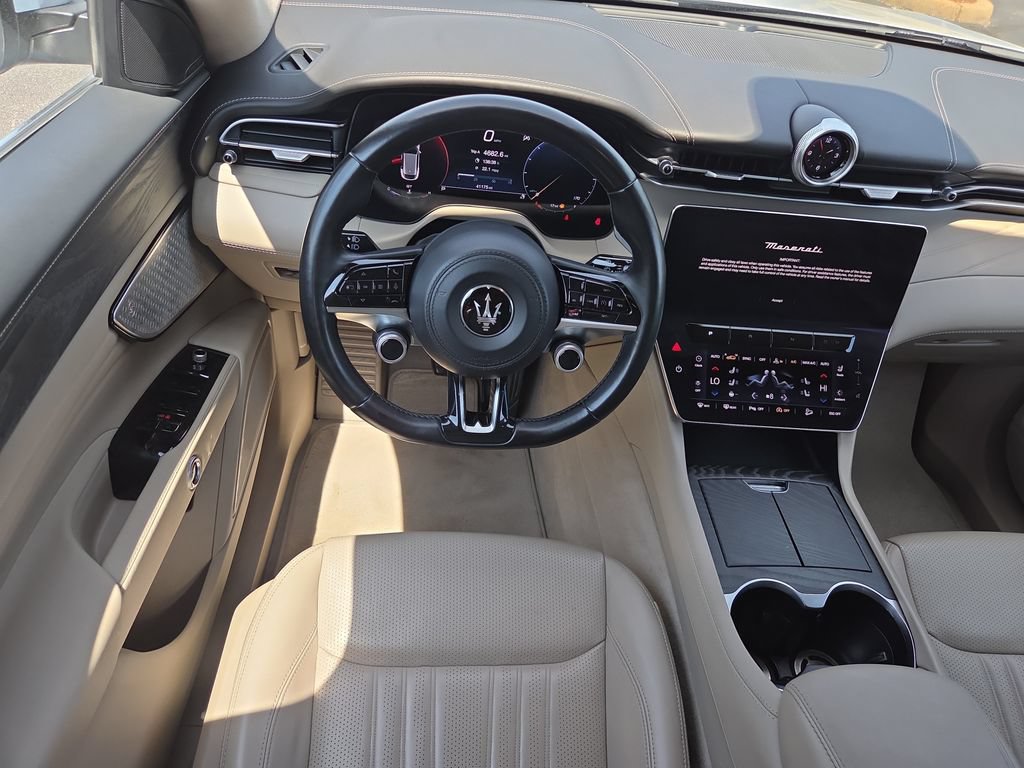 Used 2023 Maserati Grecale GT AWD/4WD image 13