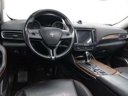 Used 2017 Maserati Levante S image 6