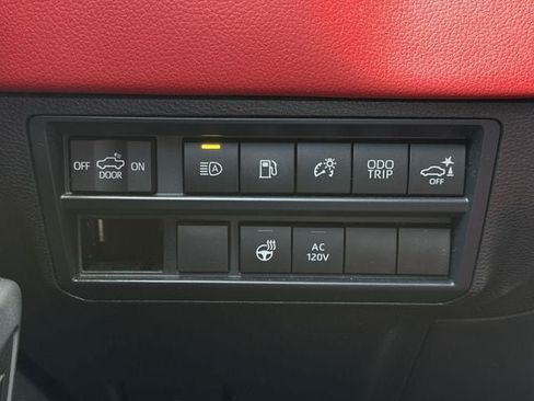 Used 2025 Toyota Tundra TRD Pro AWD/4WD image 22