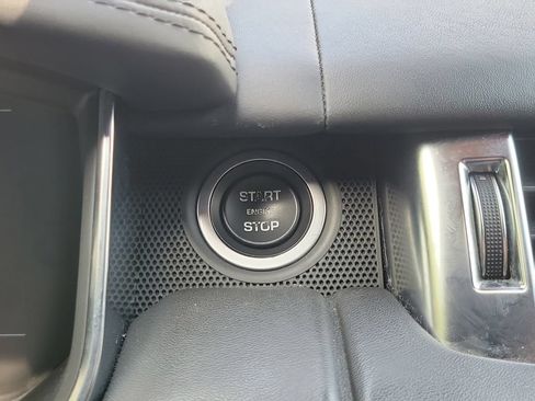 Used 2018 Land Rover Range Rover Sport HSE Dynamic AWD/4WD image 35