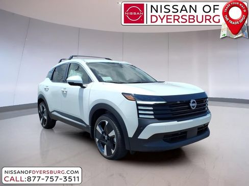 New 2025 Nissan Kicks SR w/ Illumination Package AWD/4WD image 1