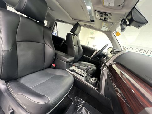 Used 2023 Toyota 4Runner Limited image 26
