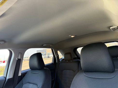 Used 2023 Ford Edge SEL w/ Cold Weather Package image 7