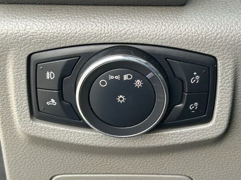 Used 2017 Ford F150 XLT image 22