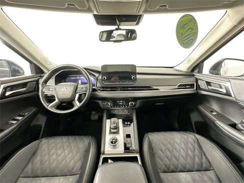 Used 2024 Mitsubishi Outlander SEL image 33