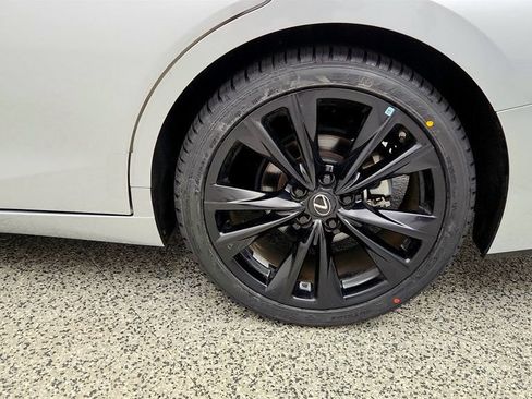 Used 2024 Lexus ES 350 F Sport w/ Accessory Package (Z2) FWD image 9