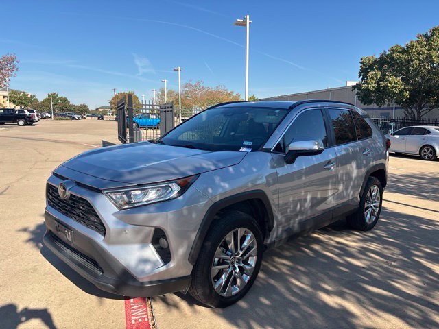 Used 2021 Toyota RAV4 XLE Premium FWD image 1