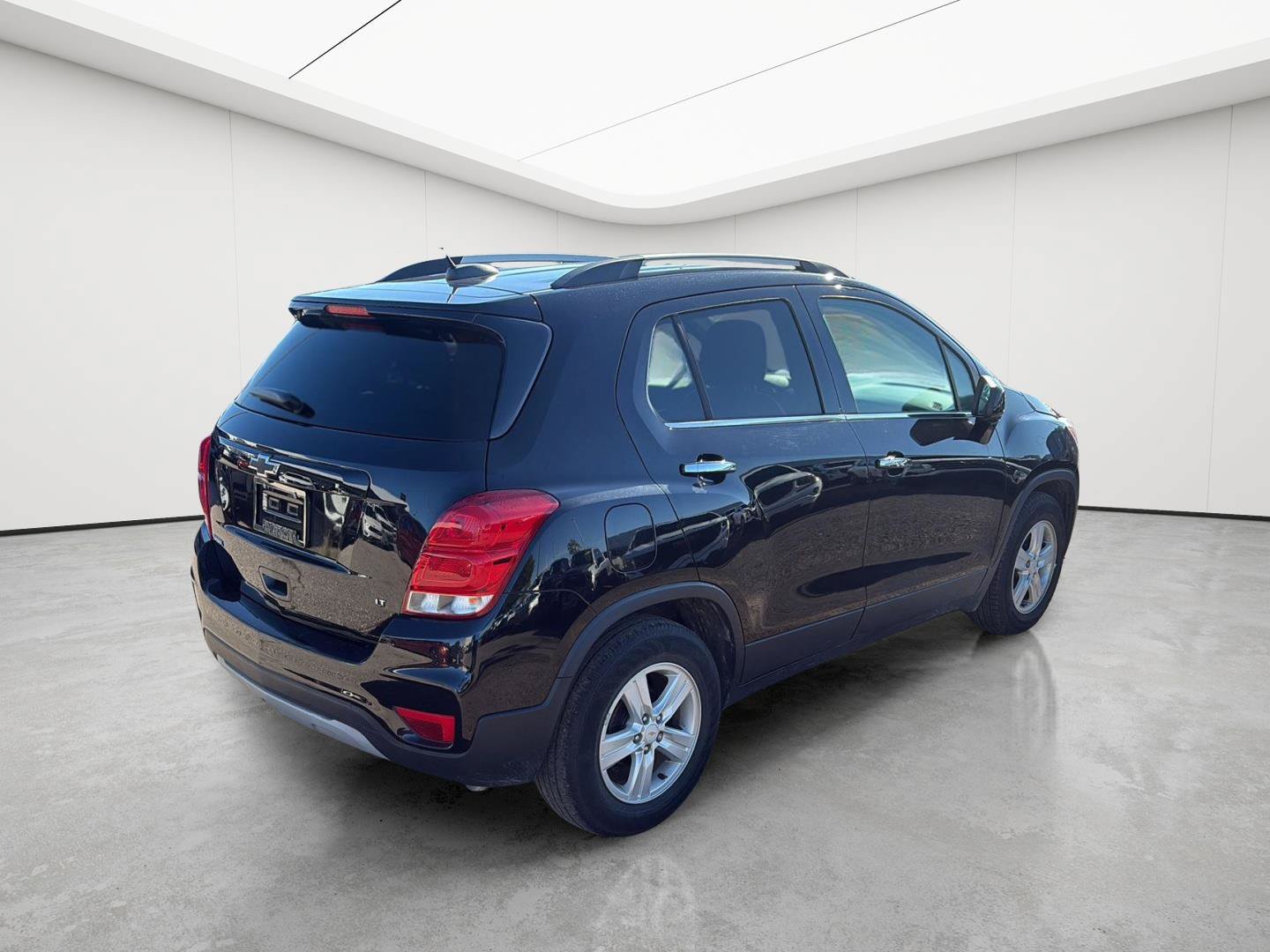 Used 2020 Chevrolet Trax LT w/ LT Convenience Package FWD image 4