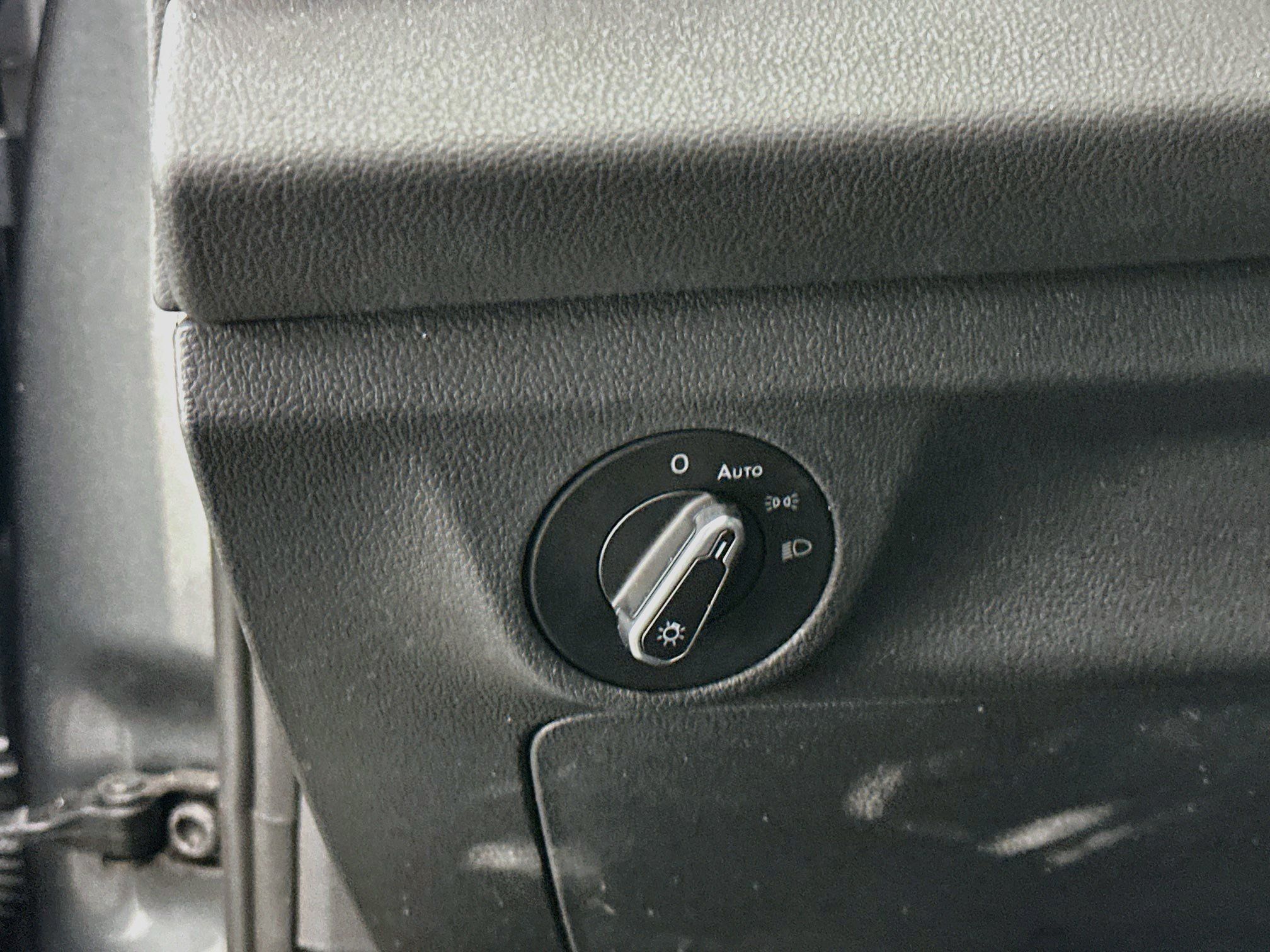 Used 2025 Volkswagen Jetta Sport FWD image 17