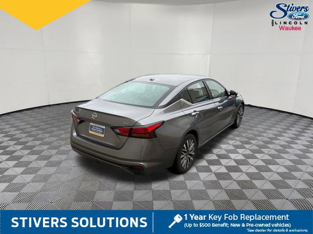 Used 2024 Nissan Altima 2.5 SV FWD image 6