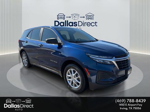 Used 2022 Chevrolet Equinox LS image 2