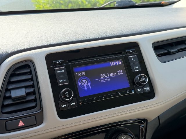 Used 2019 Honda HR-V LX image 24