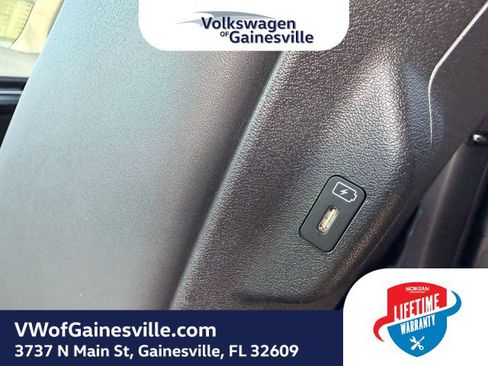 Used 2024 Kia EV6 Light RWD image 16